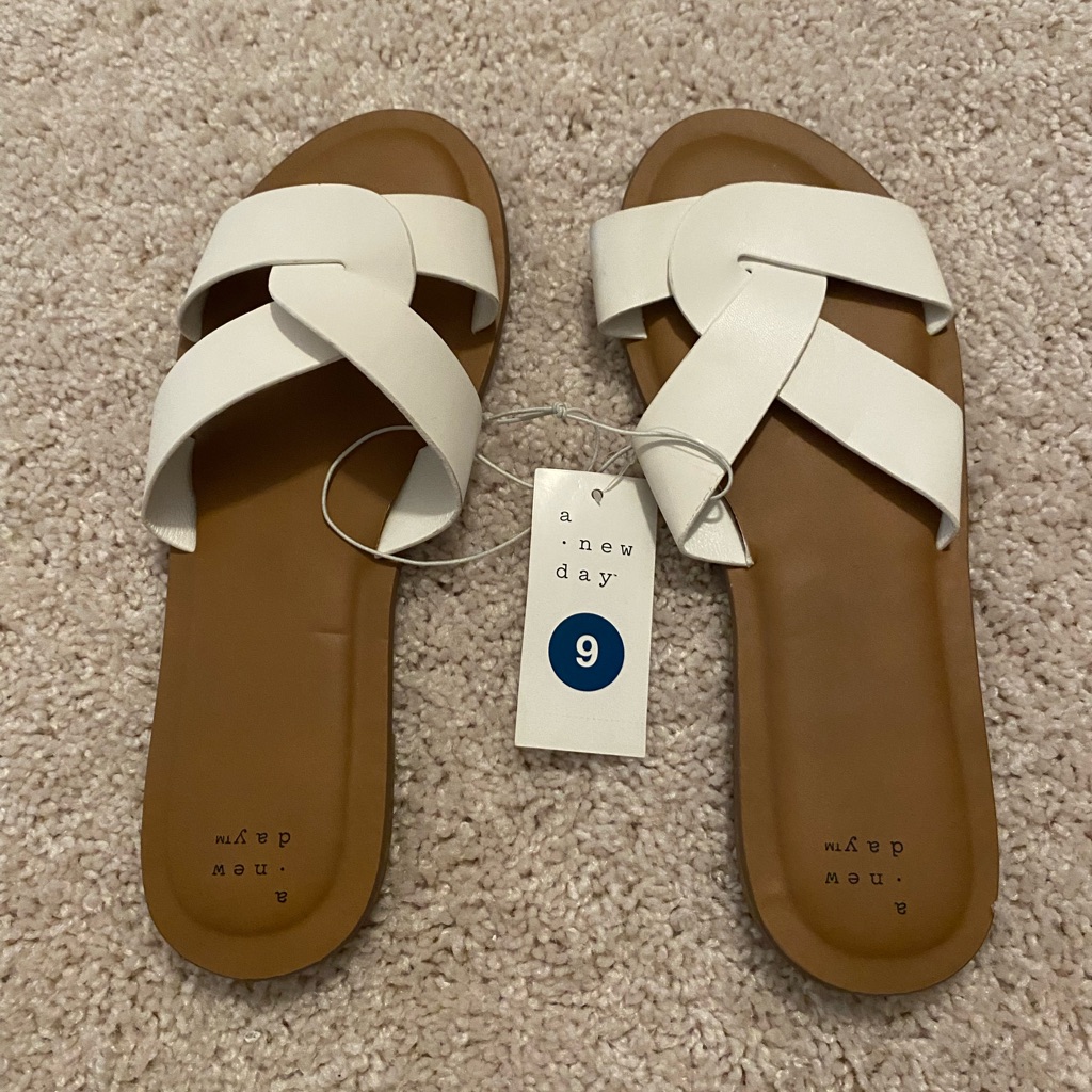 225 Brand New Sandals